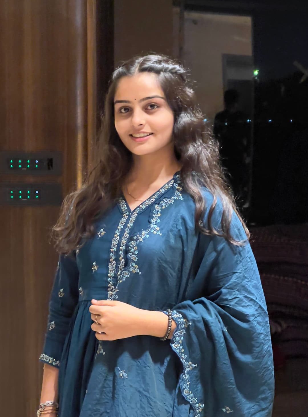 Vidhi Vas shingles